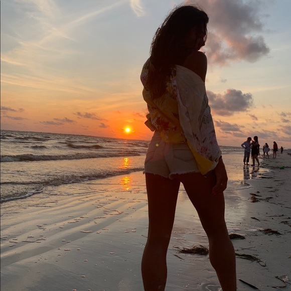 • ©hrissy's ©loset • - Picture 5 of 11